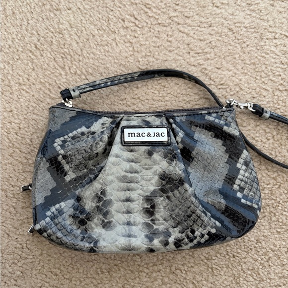 Mac & Jac Gray Snakeskin Faux Leather Bag - Picture 3 of 3